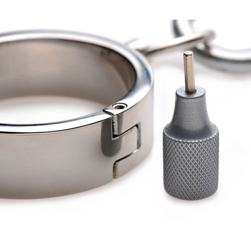 首輪と手枷が繋がれたハードな拘束具　Stainless Steel Yoke with Collar and Cuffs画像4
