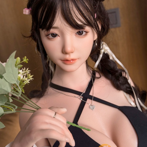 SHEDOLL ラブドール 黒髪の清楚系爆乳のお姉さん 165cm Fカップ ボディ素材カスタマイズ可能画像2